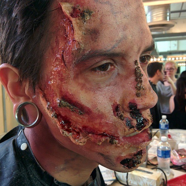 28 Horrifying Halloween Makeup Ideas That Look a Little Too Real